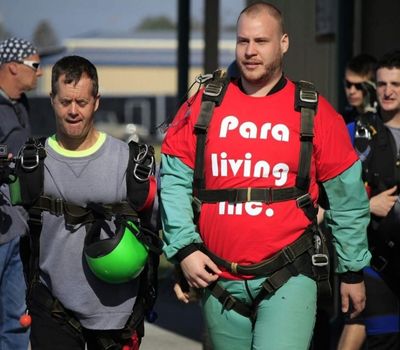 Para Living Team